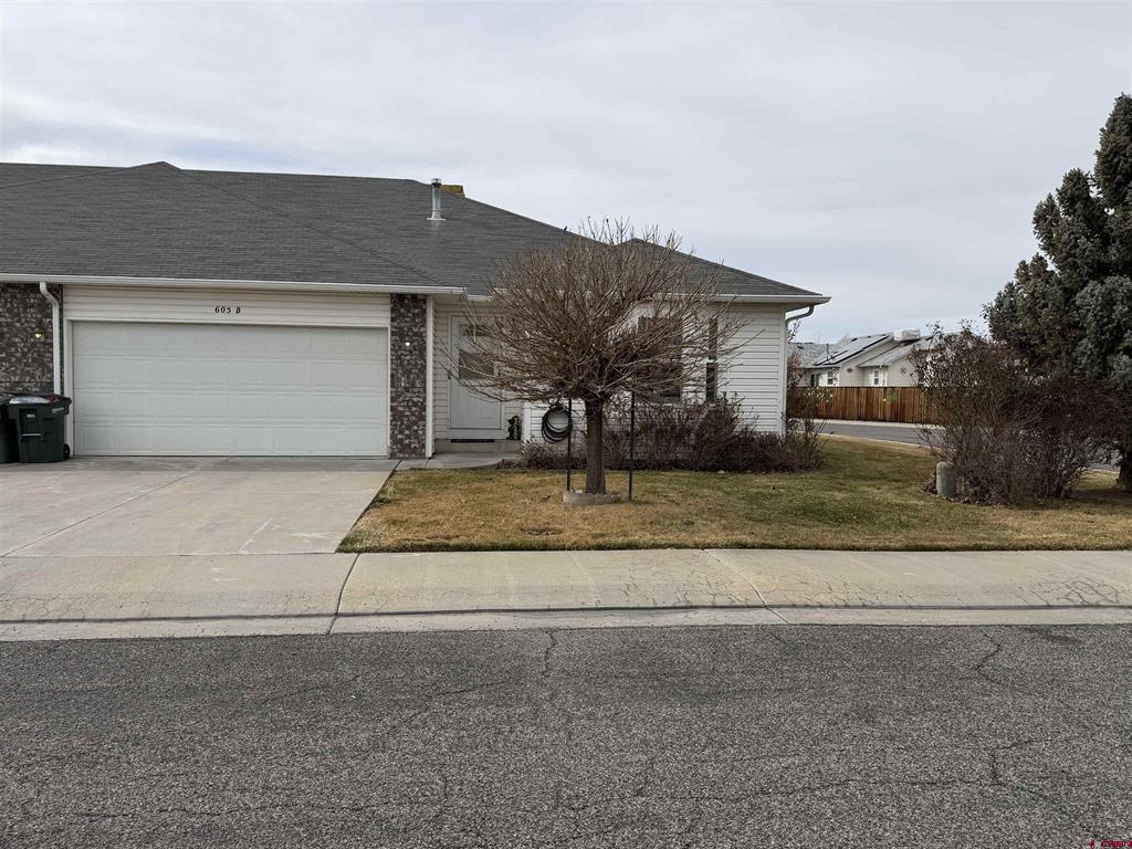 605 Lavender Court Property Photo 6