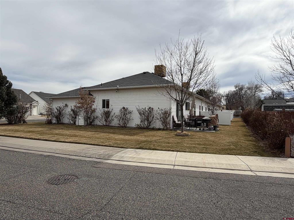 605 Lavender Court Property Photo 8