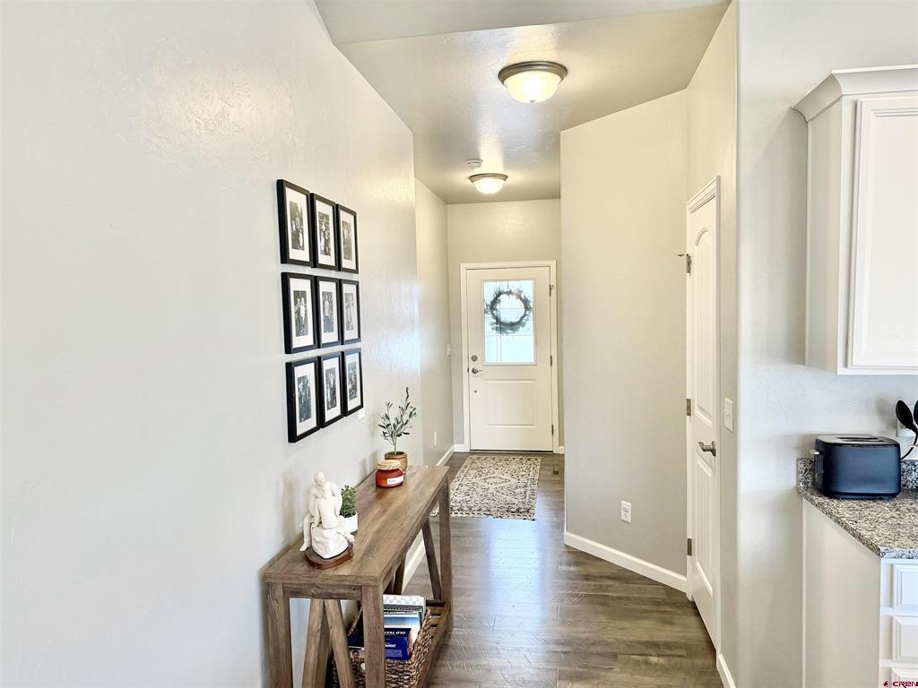 1422 Blue Creek Avenue Property Photo 8