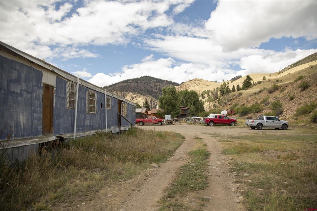 832106 Property Photo 4