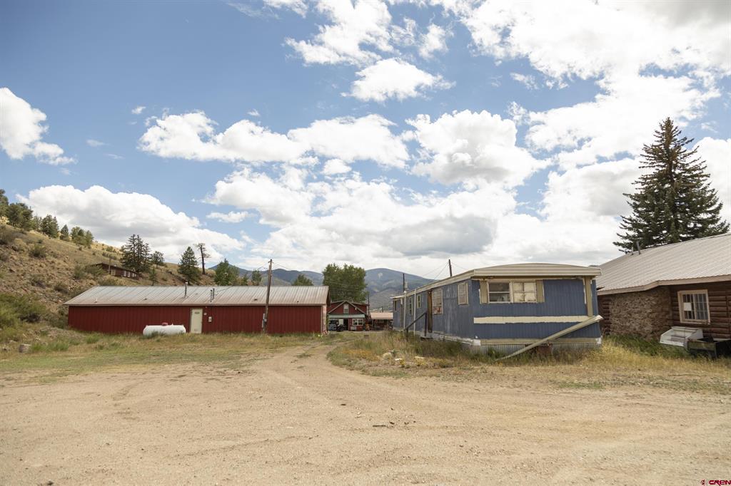 832106 Property Photo 16