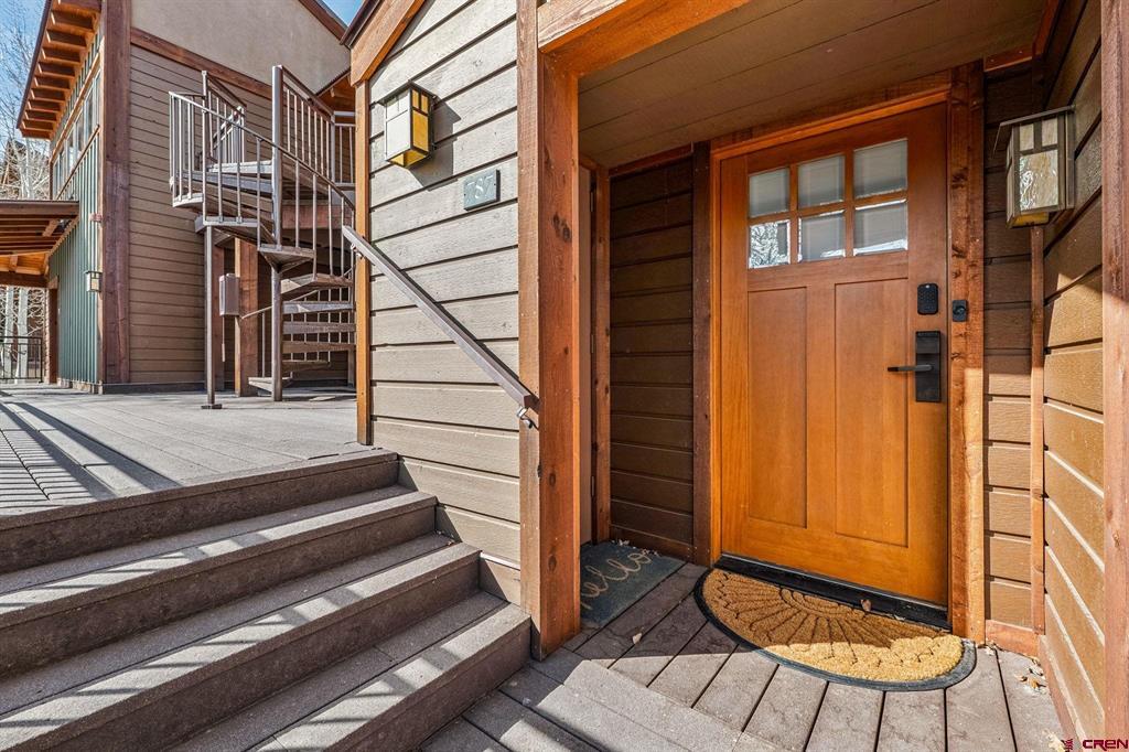 365 S Tamarron Drive Property Photo 33