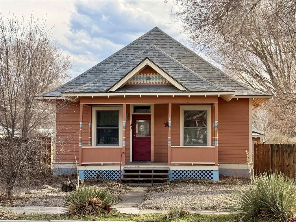 241 Orchard Avenue Property Photo 1