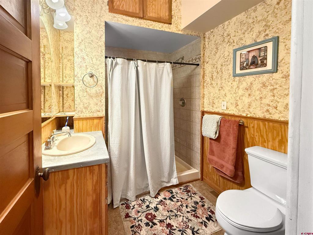 241 E Orchard Avenue Property Photo 17