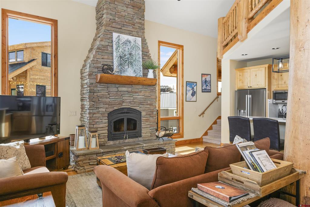720 Gothic Road Property Photo 2
