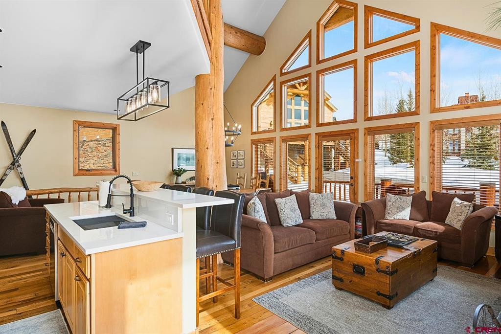 720 Gothic Road Property Photo 4