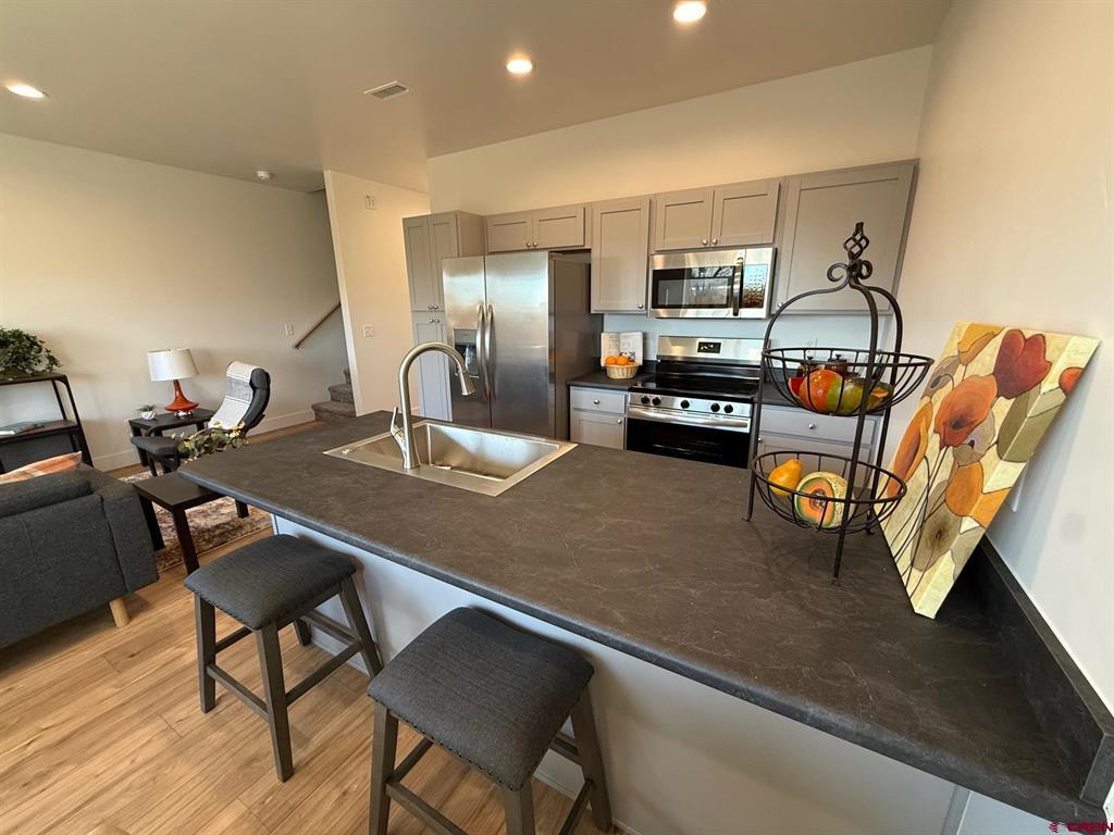 120 Senica Street Property Photo 7