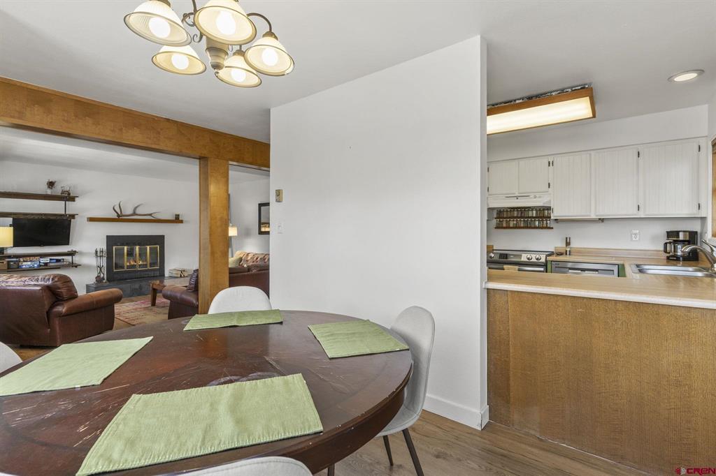 6 Ferringway Circle Property Photo 11