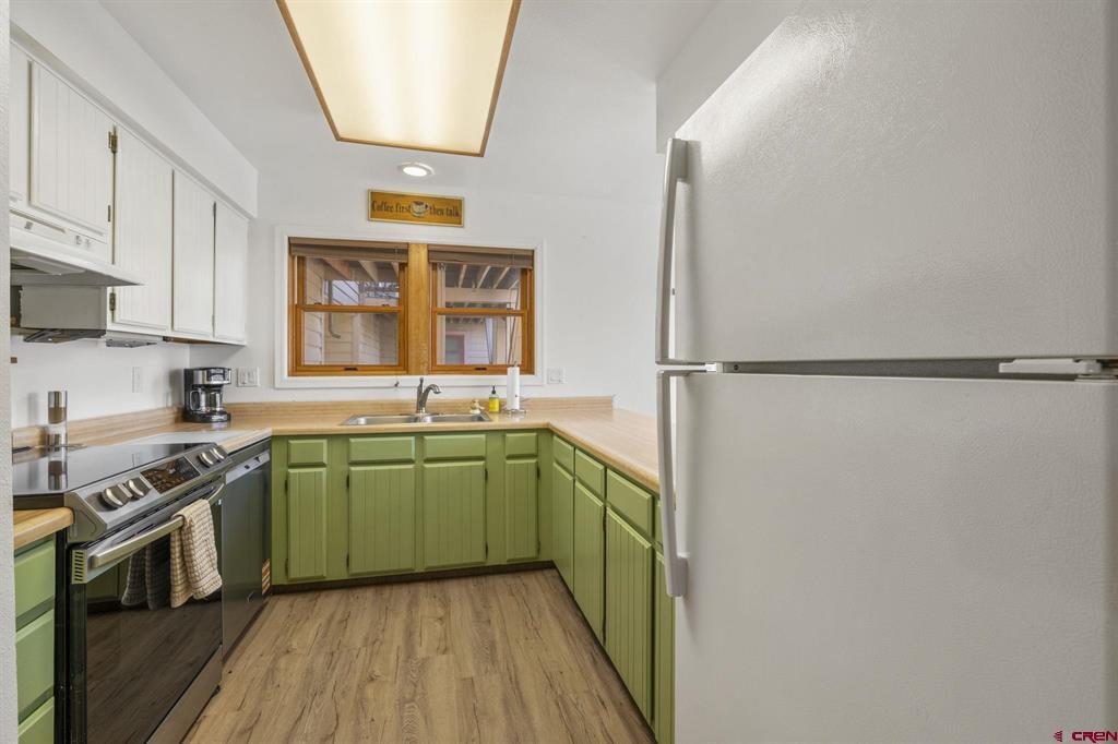 6 Ferringway Circle Property Photo 13