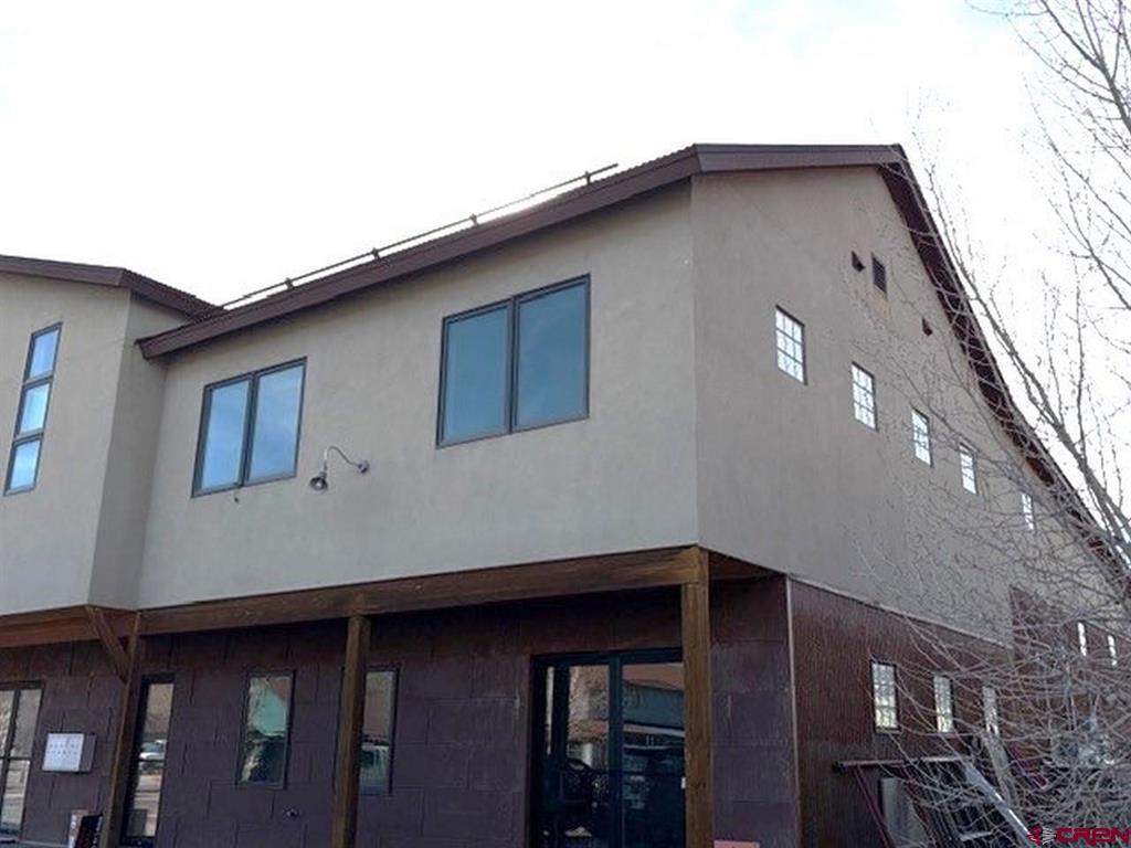 653 N Cora Street Property Photo 6