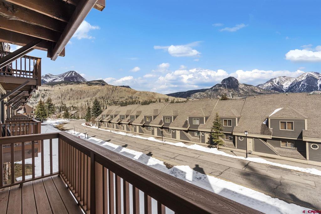 50827 N Highway 550 Property Photo 18