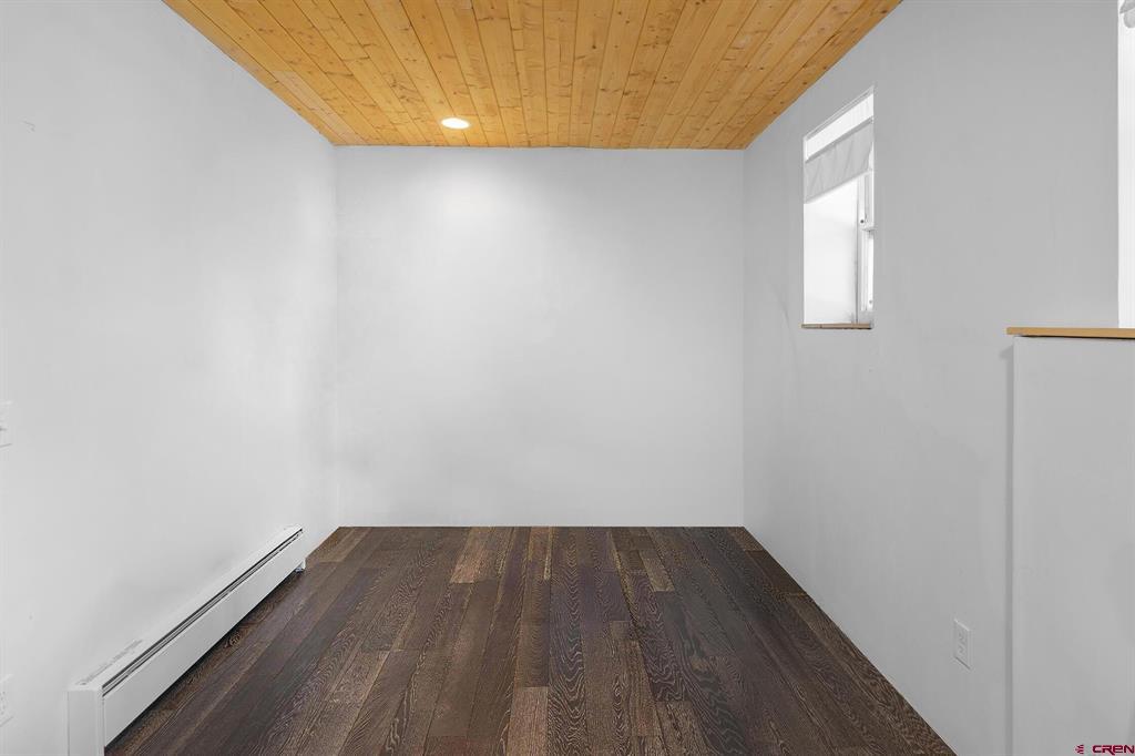 35 Porphyry Street Property Photo 20