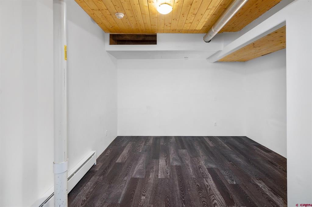 35 Porphyry Street Property Photo 23