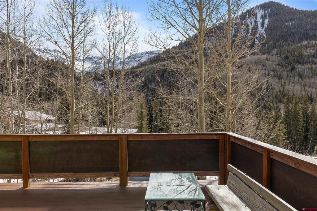 35 Porphyry Street Property Photo 33