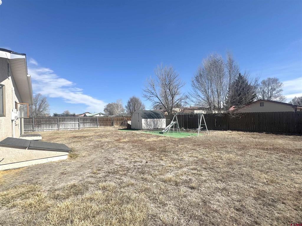 211 Spruce Drive Property Photo 4