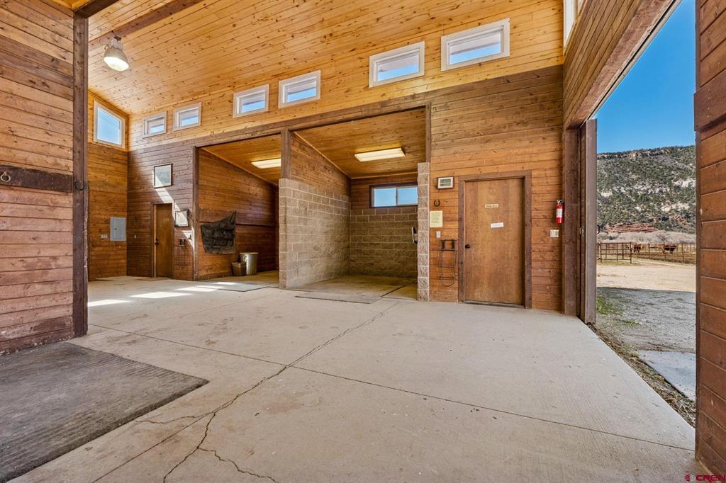 1729 Cr 250 Property Photo 25