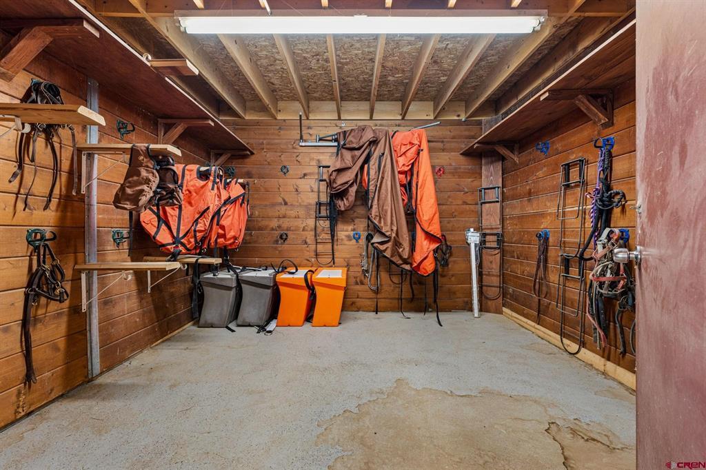 1729 Cr 250 Property Photo 10