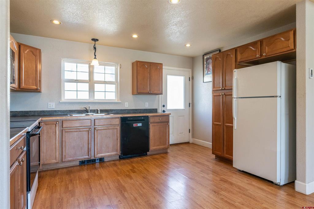 302 Van Tuyl Circle Property Photo 4