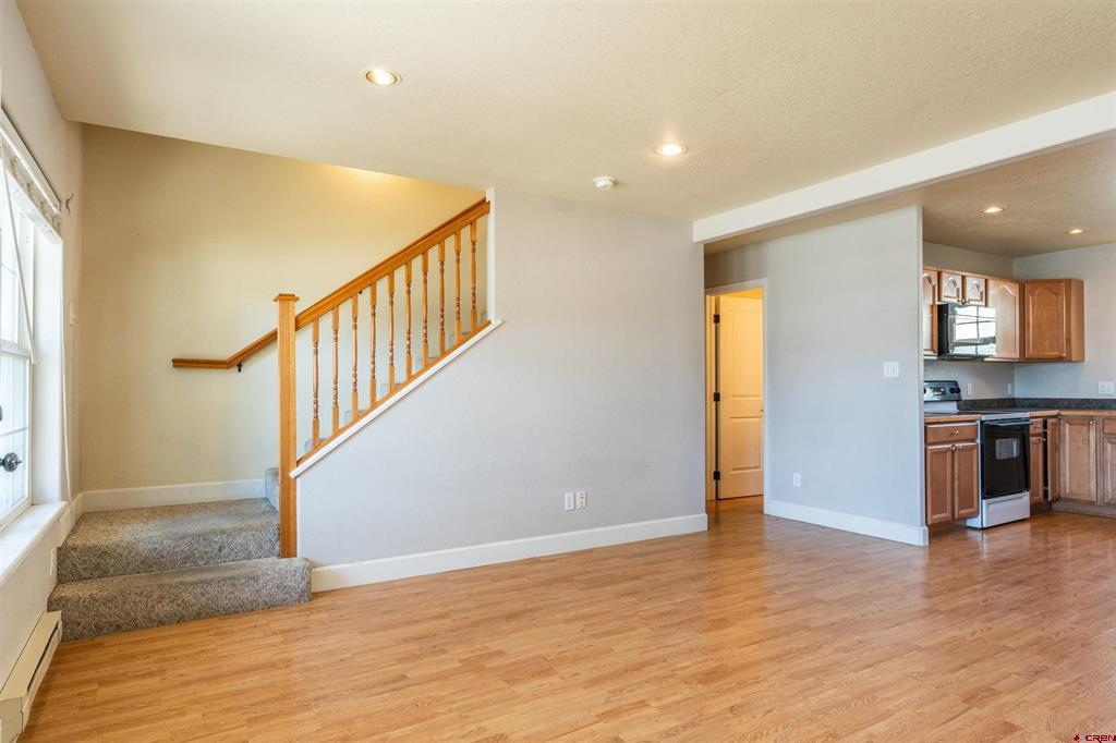 302 Van Tuyl Circle Property Photo 8