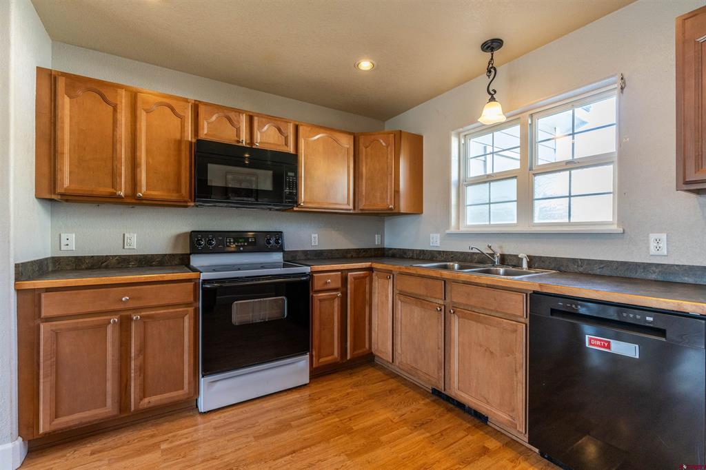 302 Van Tuyl Circle Property Photo 11