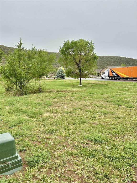855 Se Pinyon Street Property Photo 5