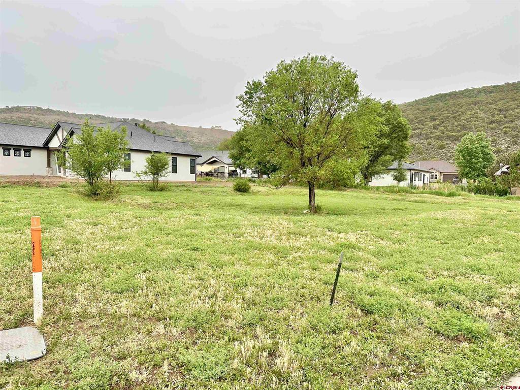 855 Se Pinyon Street Property Photo 6