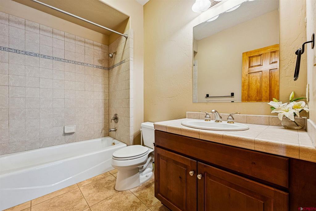 18 Turnberry Drive Property Photo 24