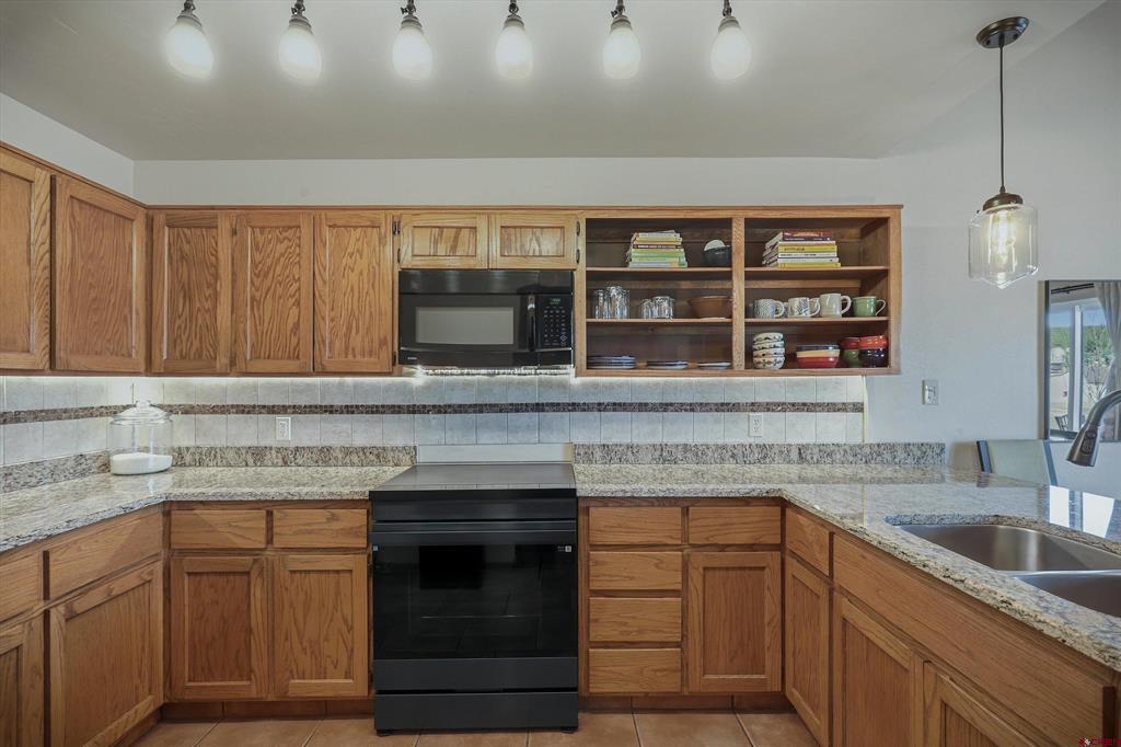 5584 County Rd 600 Property Photo 11