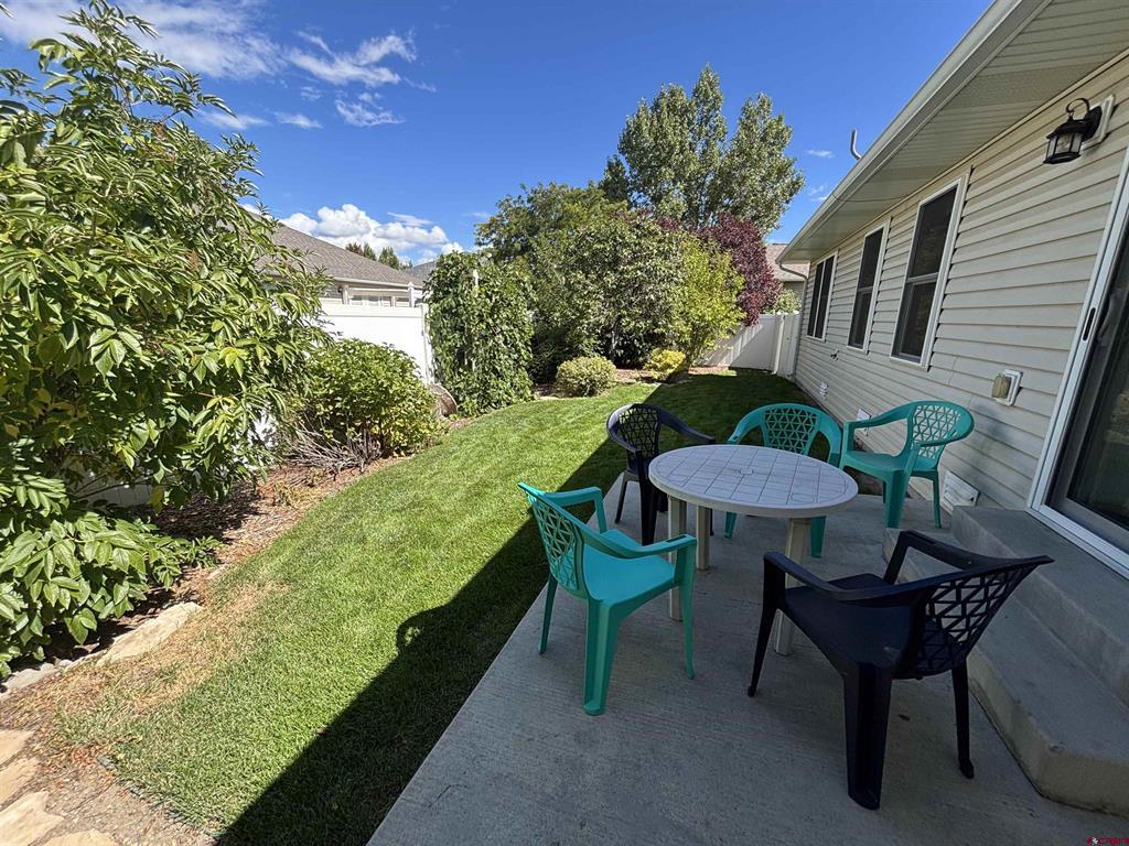 2817 Glen Oak Drive Property Photo 10