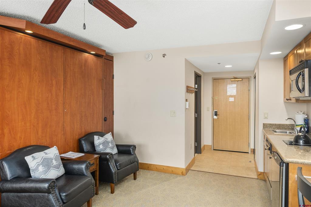 6 Emmons Road Property Photo 11