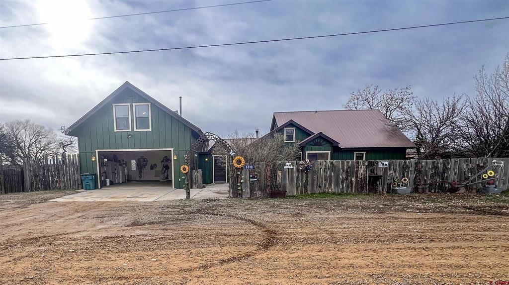 832562 Property Photo 2