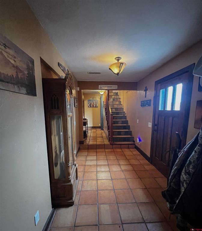 832562 Property Photo 19
