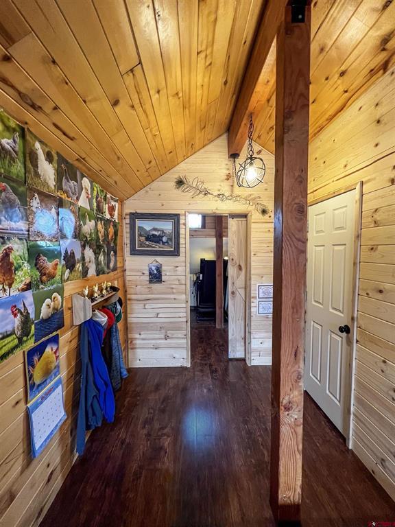 832562 Property Photo 23