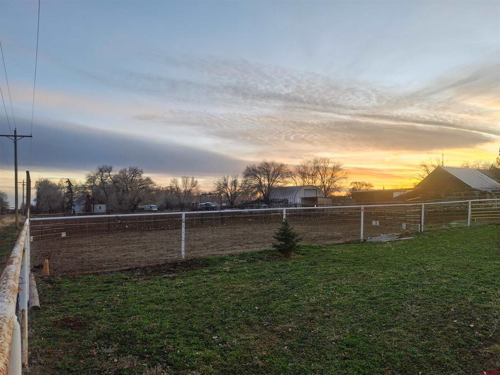 832562 Property Photo 39