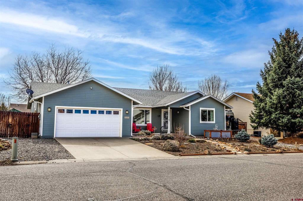 2645 Iris Court Property Photo 1