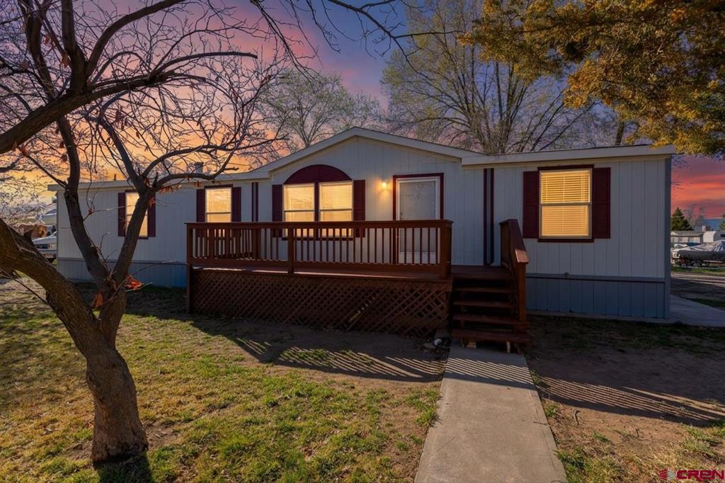 832595 Property Photo 1