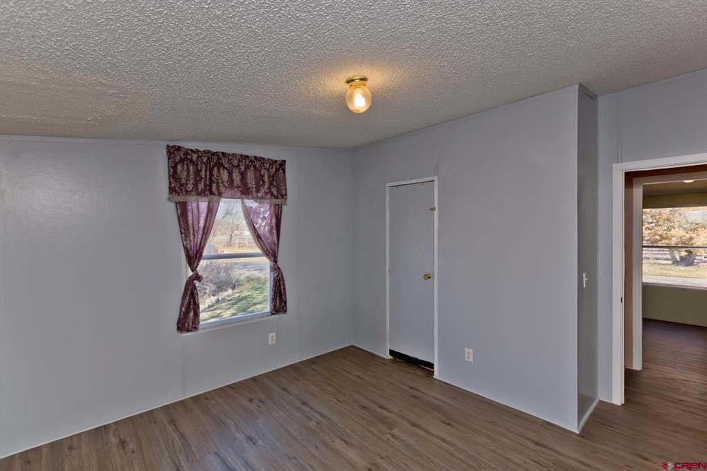 832595 Property Photo 19