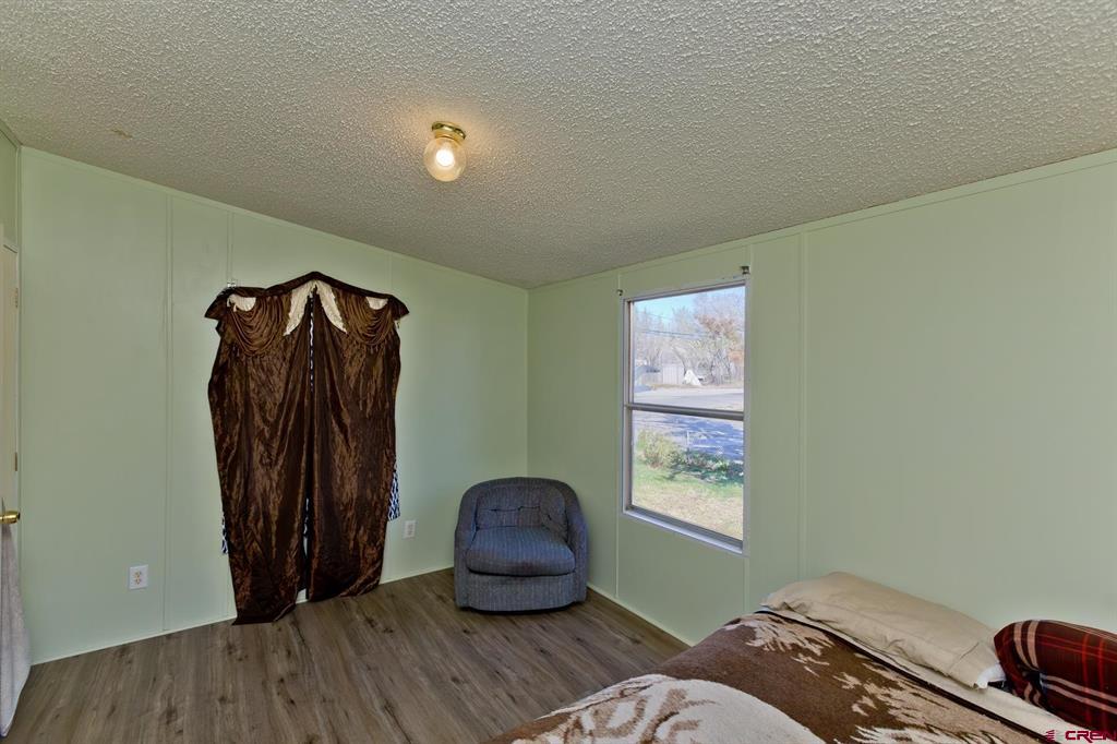 832595 Property Photo 22