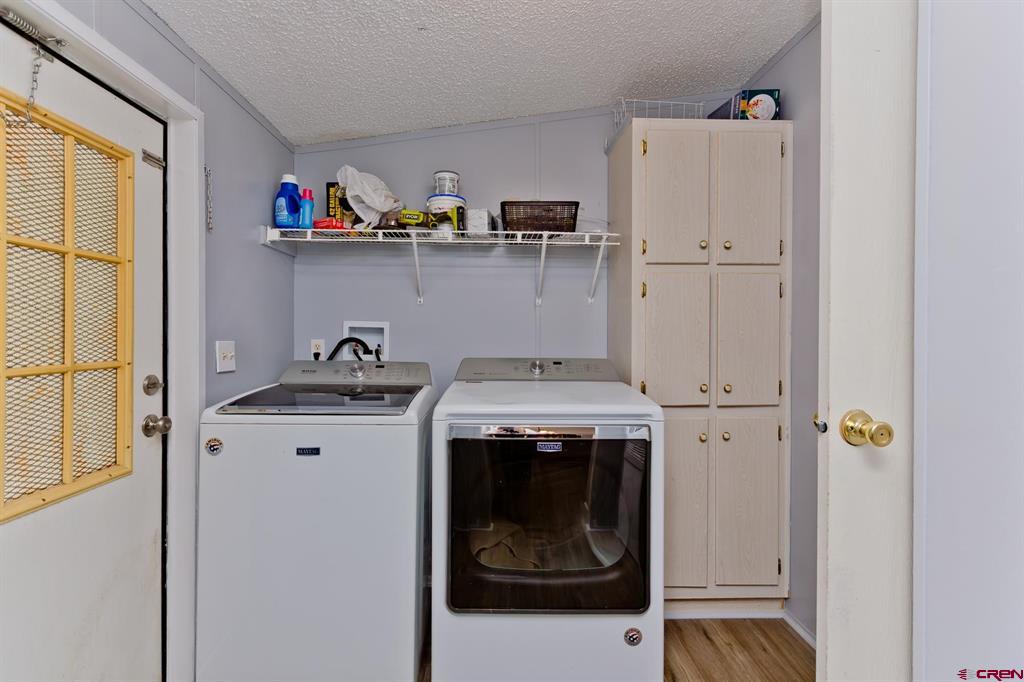 832595 Property Photo 25