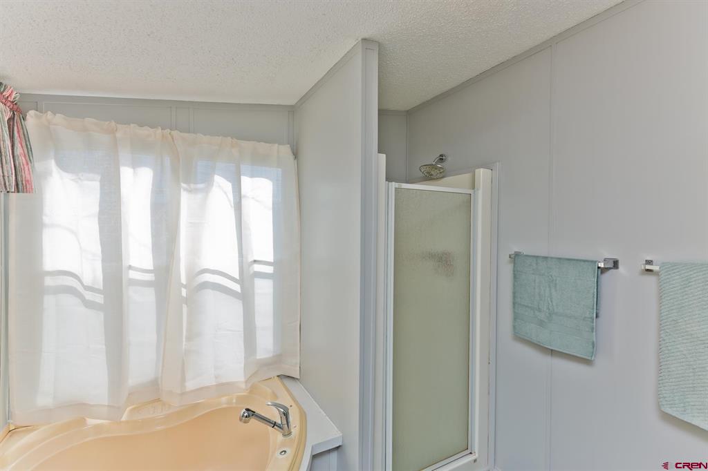 832595 Property Photo 41