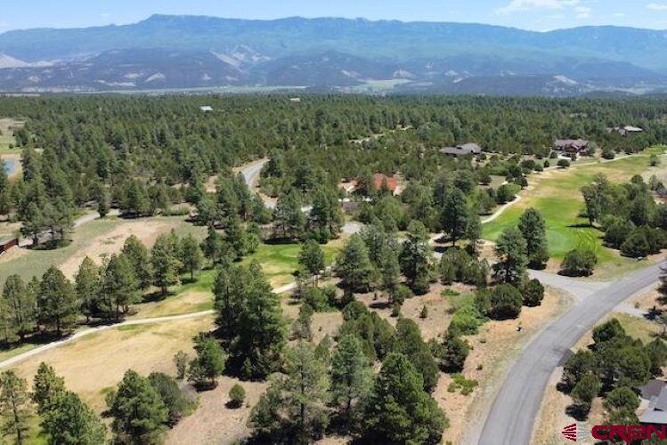 1640 Marmot Dr Property Photo 3