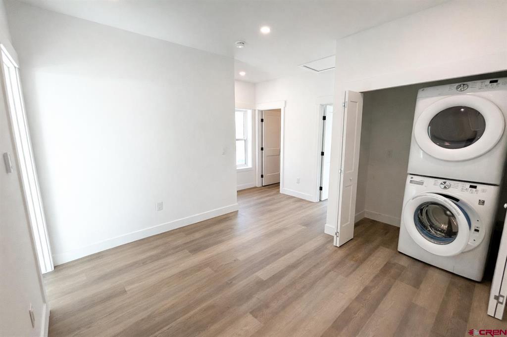 655 W 5th Street Property Photo 8