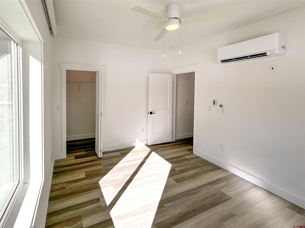 655 W 5th Street Property Photo 3
