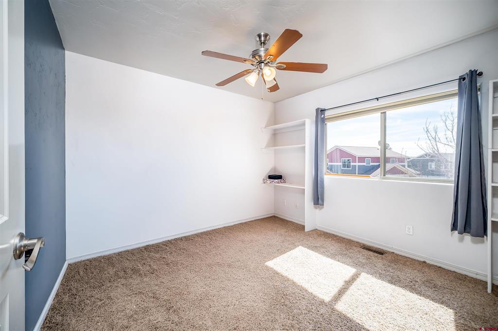1711 N Taylor Circle Property Photo 16