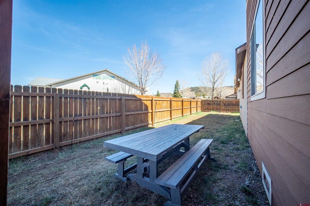 1711 N Taylor Circle Property Photo 21