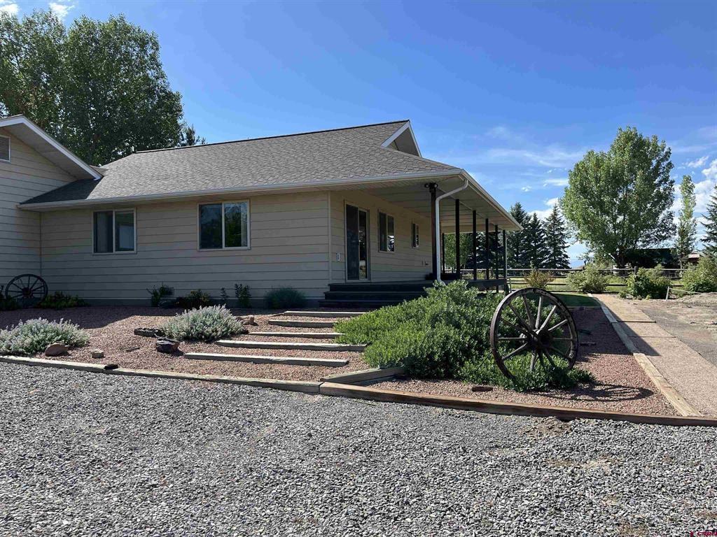 9439 6097 Road Property Photo 2