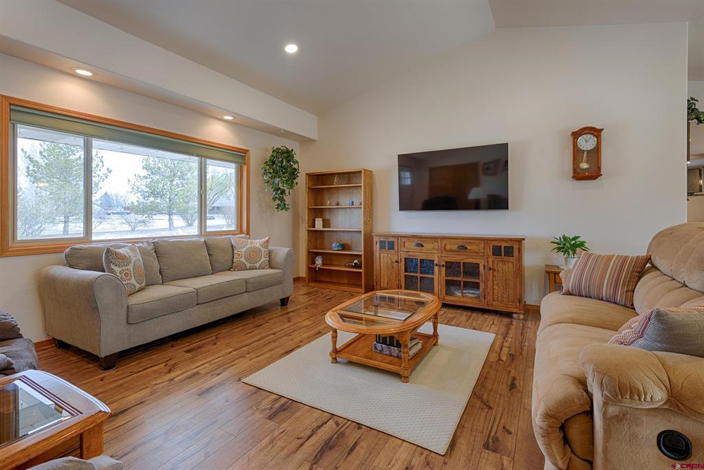 9439 6097 Road Property Photo 5