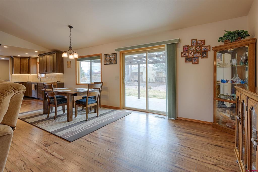 9439 6097 Road Property Photo 7
