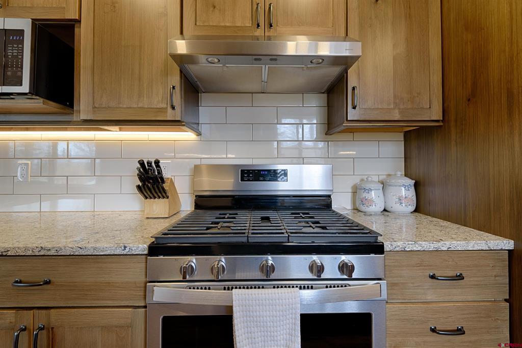 9439 6097 Road Property Photo 12