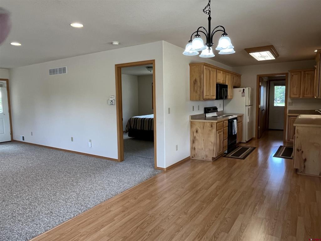 9439 6097 Road Property Photo 24